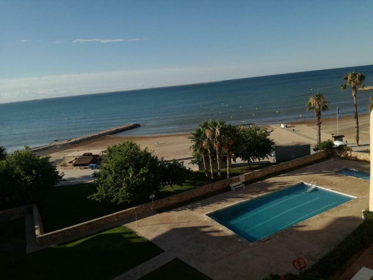 Atico Primer Linea De Mar Con Piscina En Ebrehogar Sant Carles de la Ràpita Exterior photo